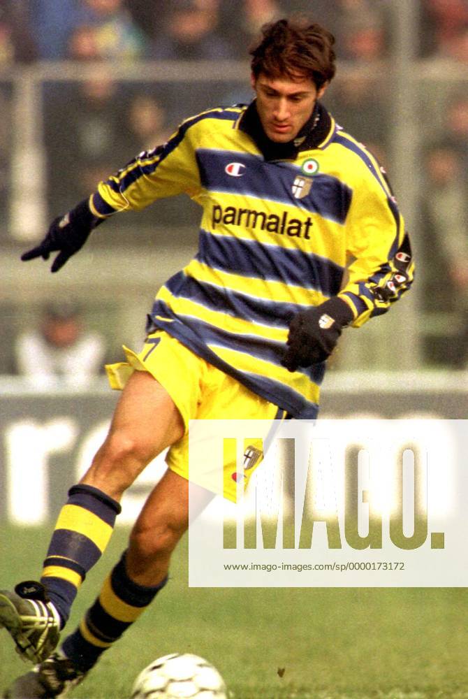 Diego Fuser Parma am Ball Fußball Herren Serie A 1999 2000 1