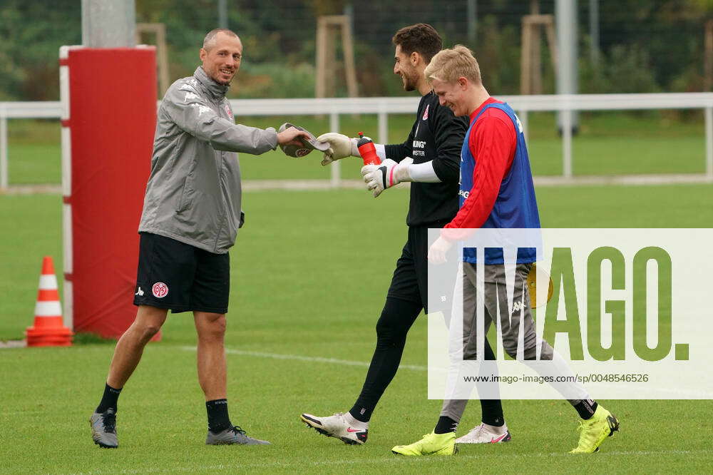 JAN MORITZ LIGHTS OMER HANIN JONATHAN BURKARDT TRAINING 1 FSV MAINZ