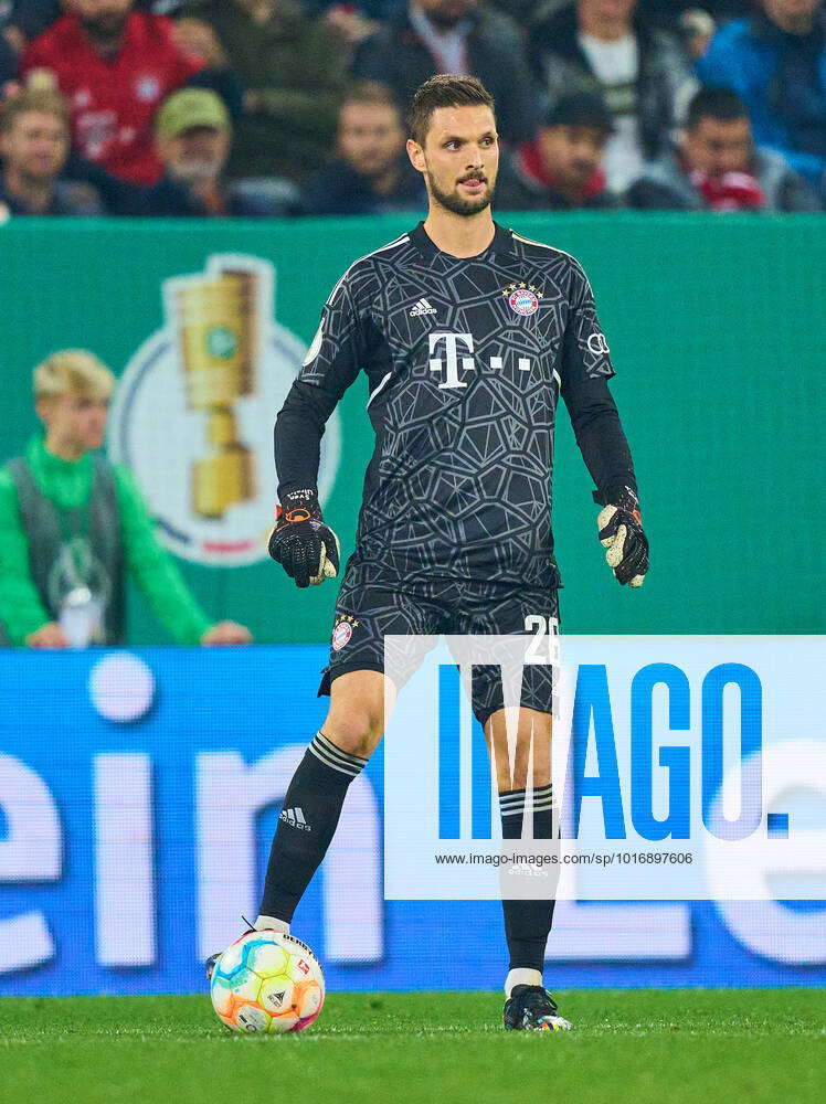 Sven ULREICH FCB 26 Goalkeeper In The Match DFB Cup Second Round FC