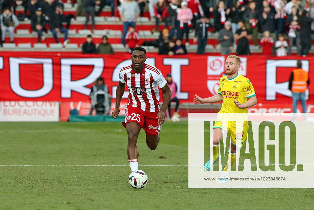 Oumar GONZALEZ ACA Vs FCN FOOTBALL AC Ajaccio Vs FC Nantes Ligue