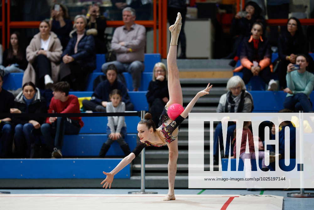 Gymnastik International Schmiden 04 03 2023 Darja Varfolomeev GER At