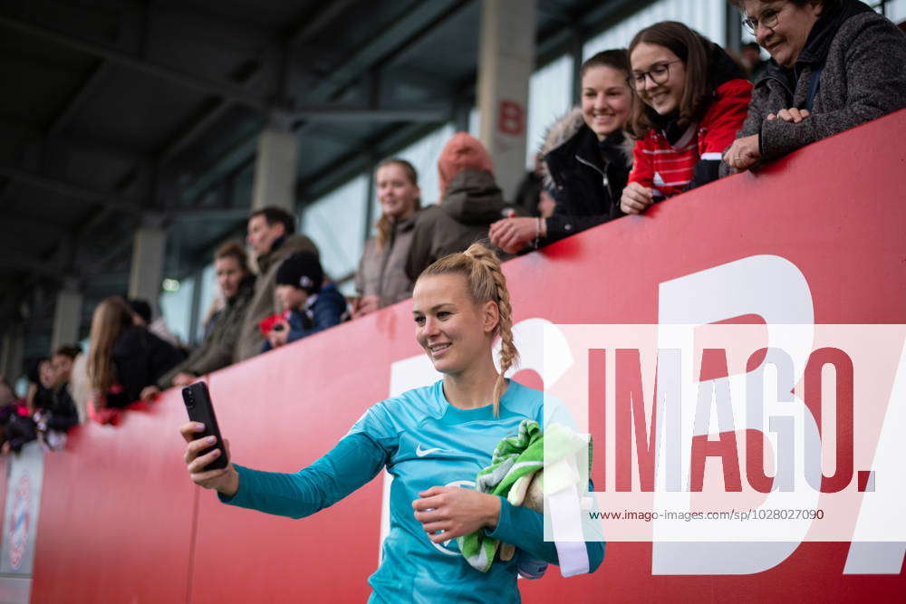 Merle Frohms VfL Wolfsburg 01 Takes Selfies With Fans GER FC Bayern