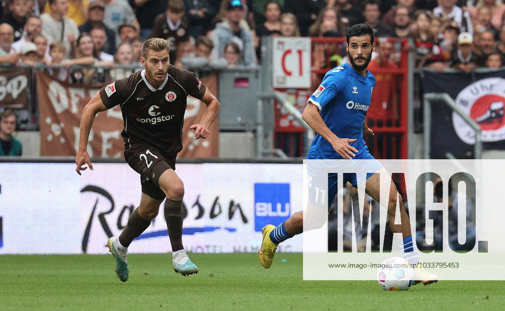 Lars Ritzka FC St Pauli Mohammed El Hankouri 1 FC Magdeburg Football