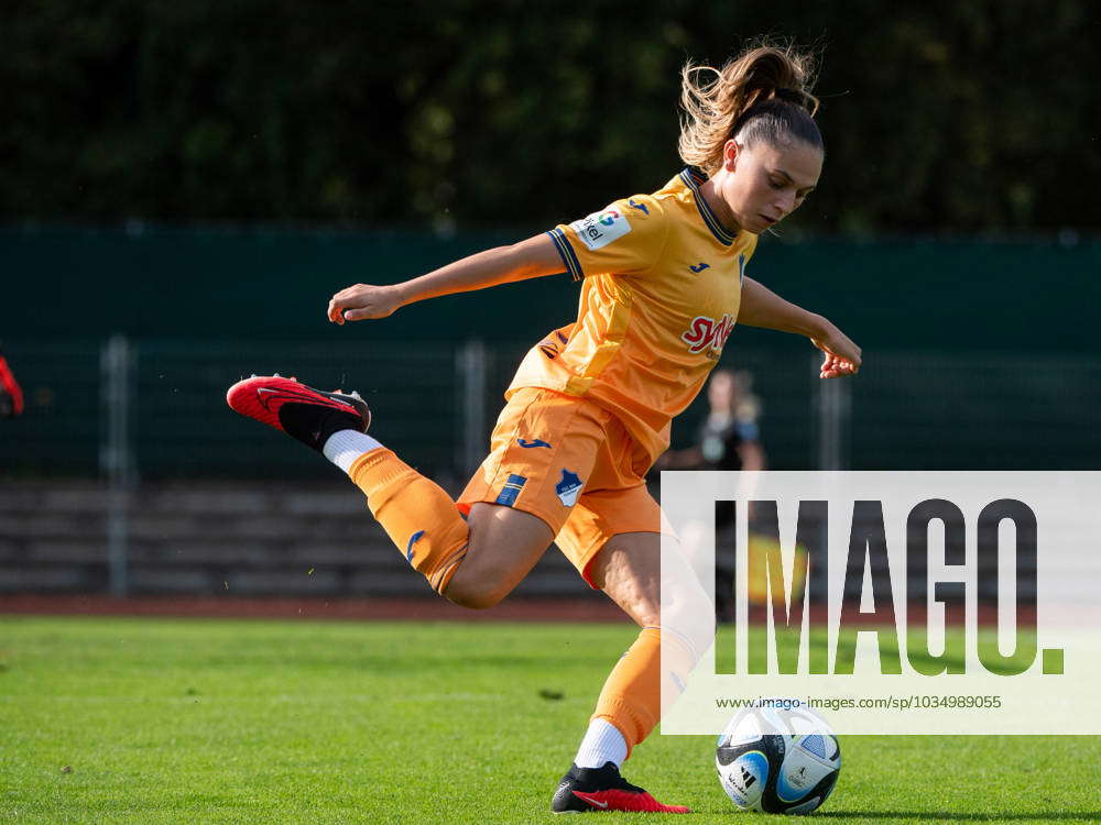 Jill Janssens Tsg Hoffenheim On The Ball Ger Sv Werder Bremen Vs