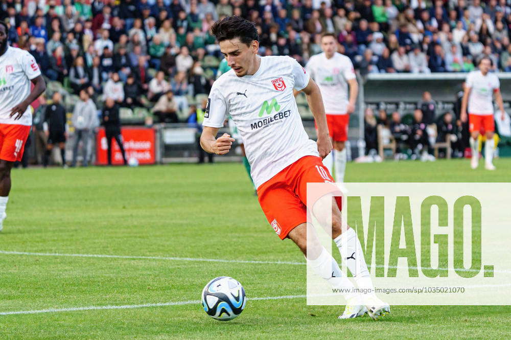 Timur Gayret Hallescher FC 10 GER VfB Luebeck Vs Hallescher FC