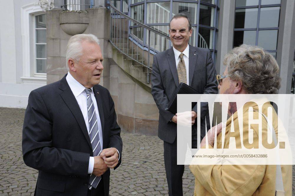 Dr Rüdiger Grube der Chef der Deutschen Bahn AG besucht am Mittwoch