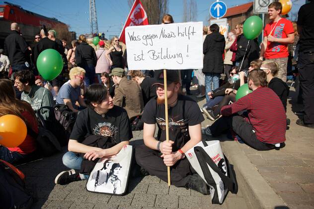 Frankfurt Oder Protest Gegen NPD Demonstration Zwischen 800 Und 1 000