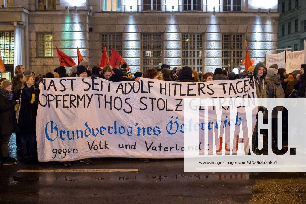 Wien Protest Gegen Den Akademikerball Bis Zu Menschen