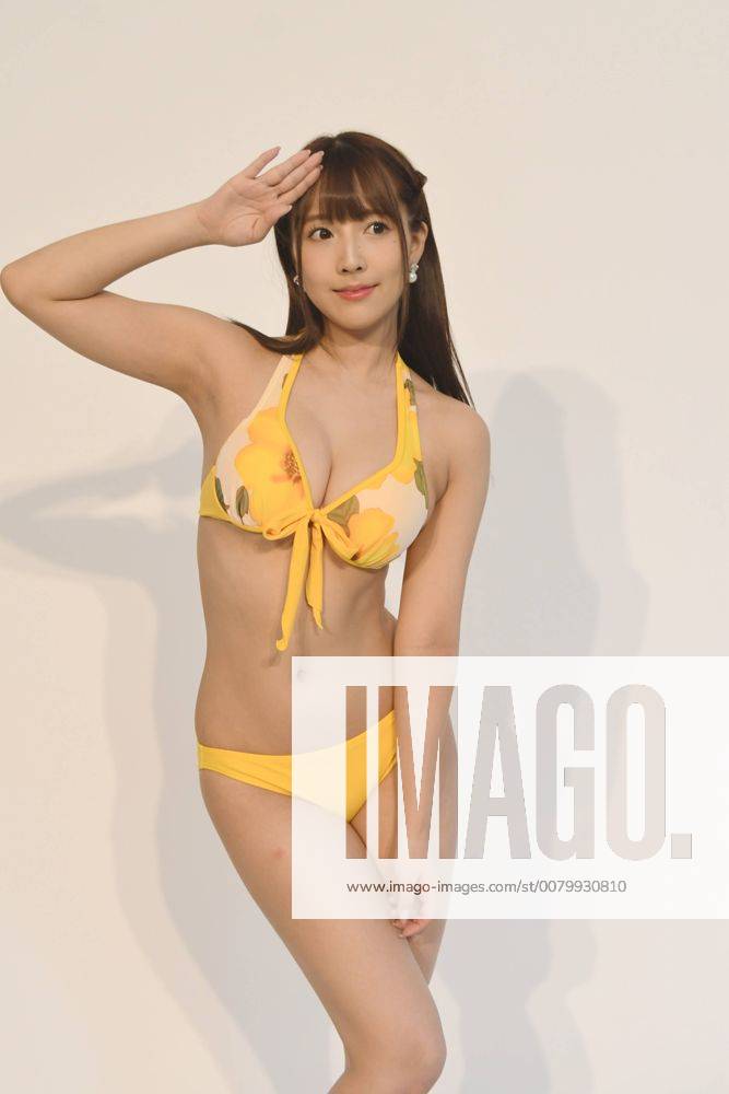 Japanese Av Star Yua Mikami A Former Member Of Japanese Idol Girl Group Ske Team S Poses In