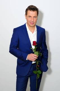 Wolfram Grandezka Photo Session Season Red Roses With New Actors In