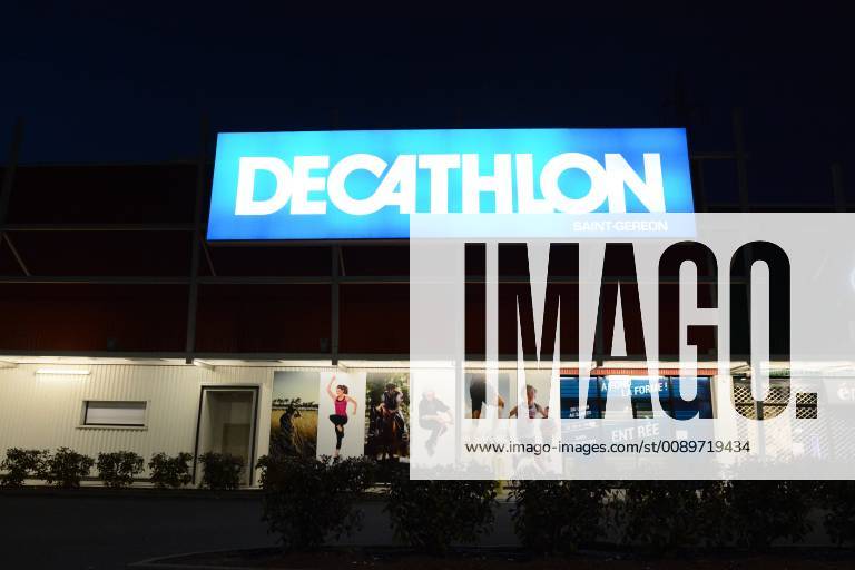 Vue Generale Magasin De Sport Decathlon News Magasin Decathlon