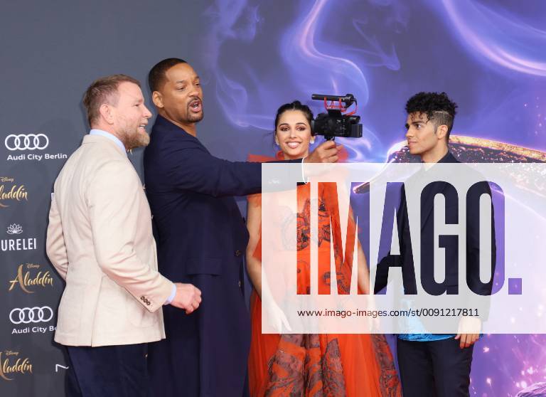 V L Guy Ritchie Director Will Smith As Dschinni With Naomi Scott As