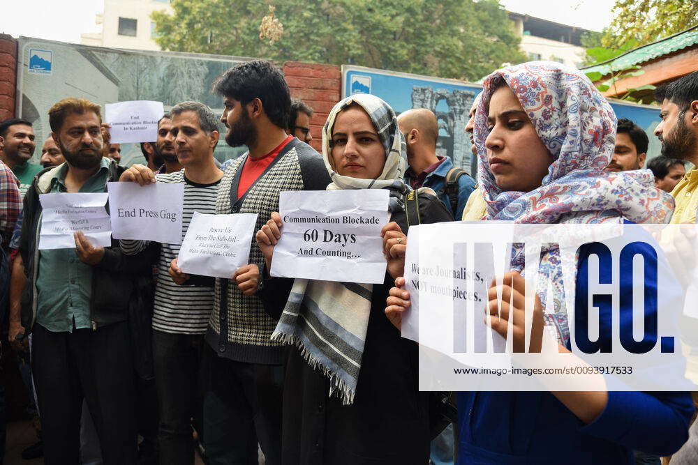 October 3 2019 Srinagar Jammu And Kashmir India Journalists Holds