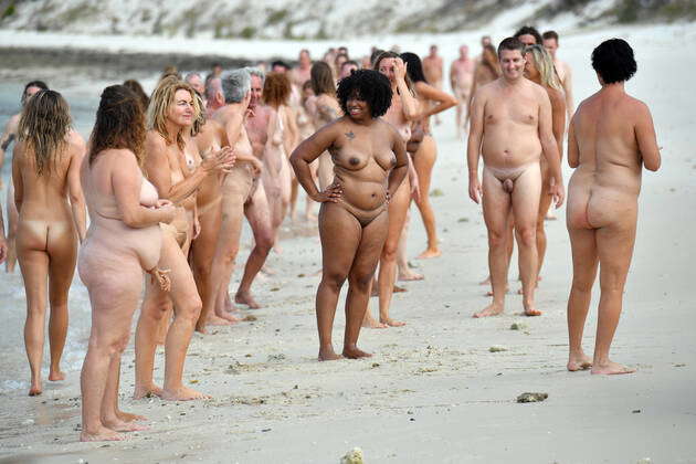 Spencer Tunick Whitehaven Beach File People Wait To Pose Nude On A