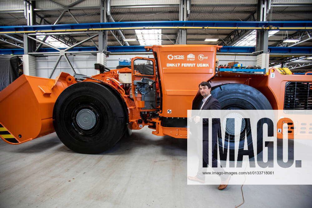 Ferrit Company Director Petr Mohelnik Shows Dnk Loader The Largest