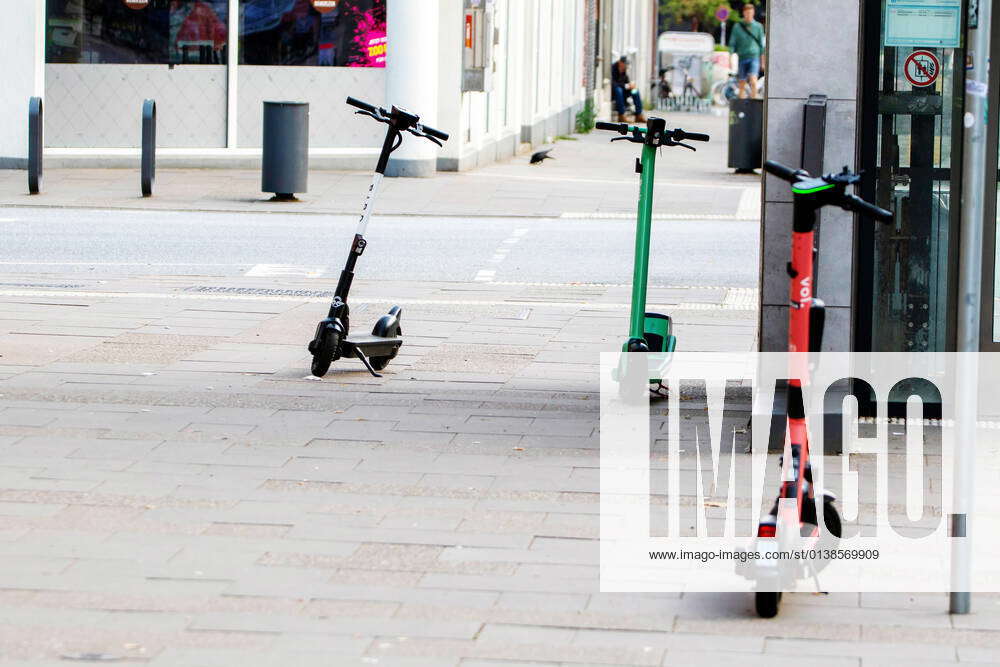 E Scooter Parking On Sidewalk E Scooter Parking On