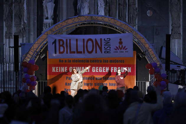 Demo Von One Billion Rising Auf Dem Roncalliplatz Am Weltweiten