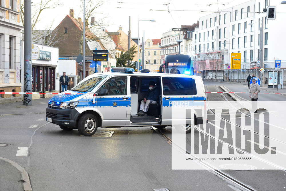 Leipzig Fahrradfahrer Von Transporter Erfasst Gegen Uhr