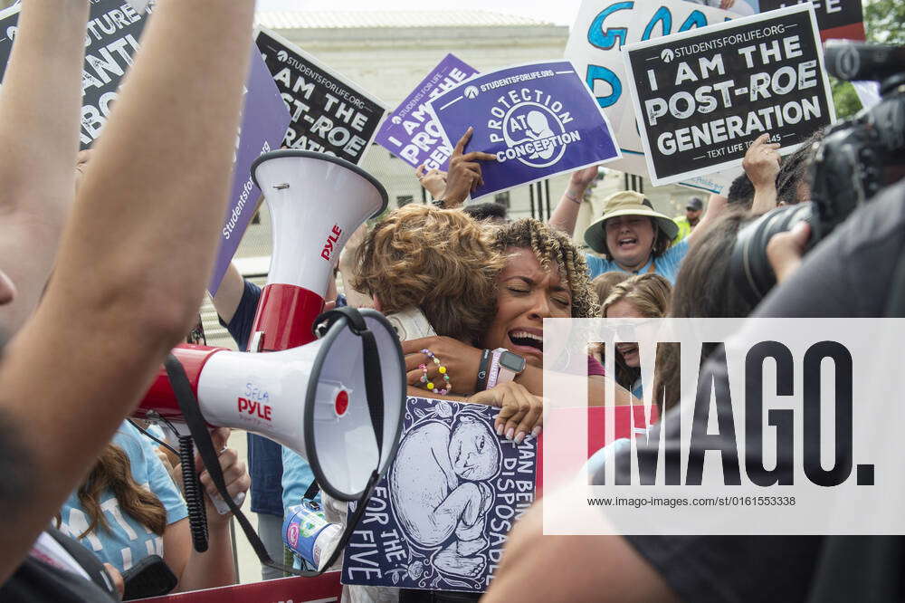 June 24 2022 Washington District Of Columbia USA People React To