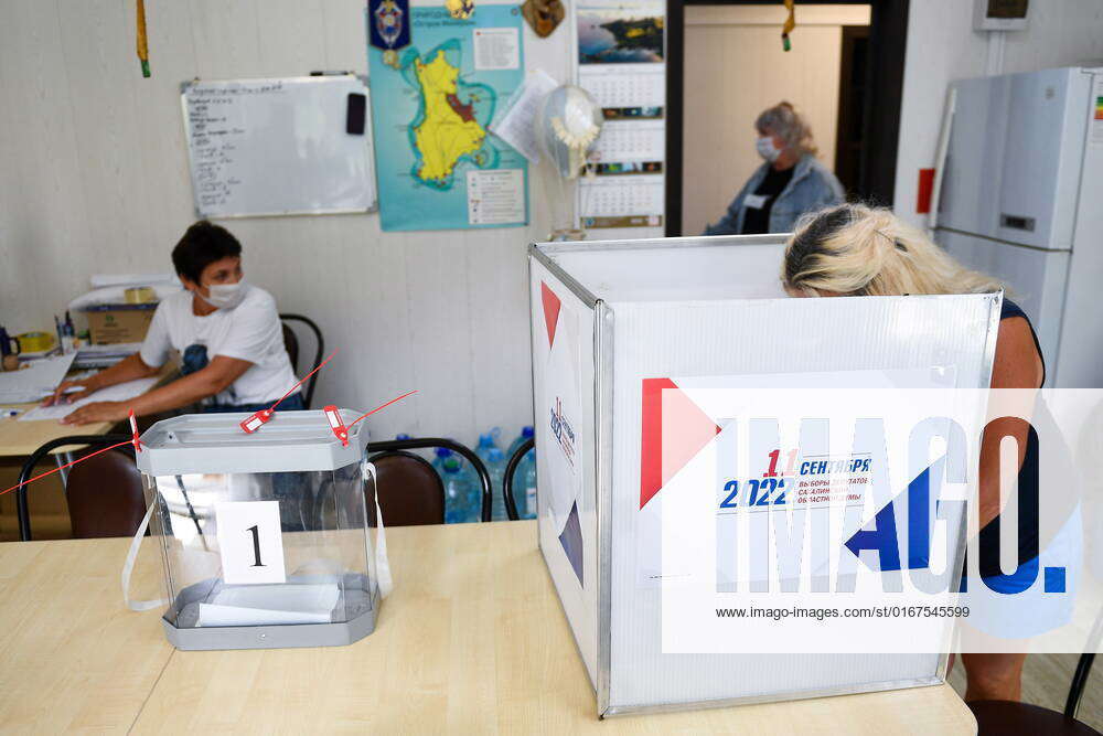 Sakhalin Region Russia August A Polling Station On Moneron