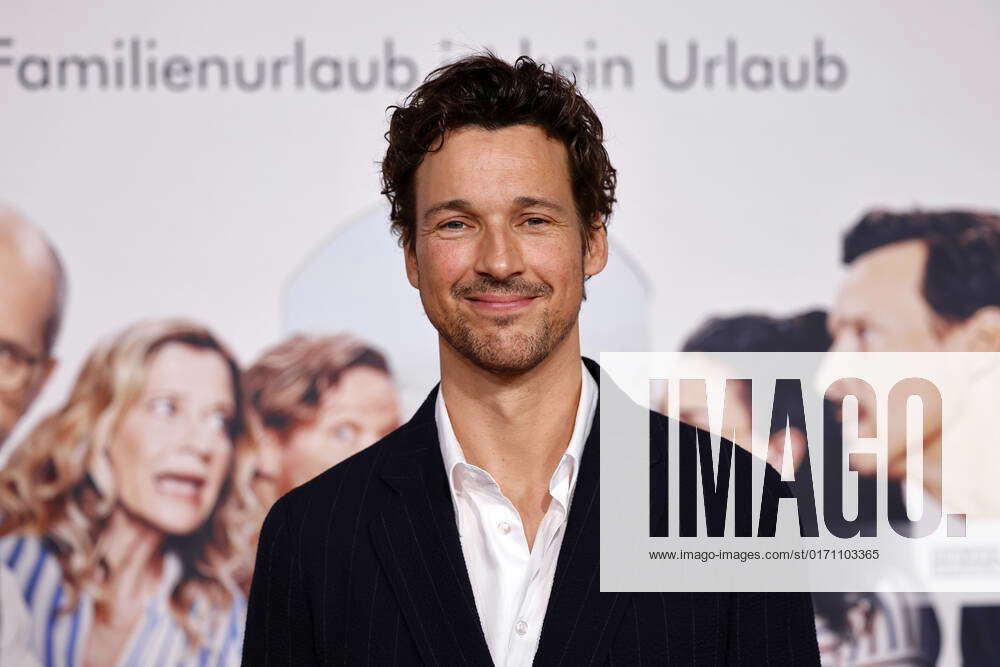 Schauspieler Florian David Fitz Bei Der Premiere Des Kinofilms Der