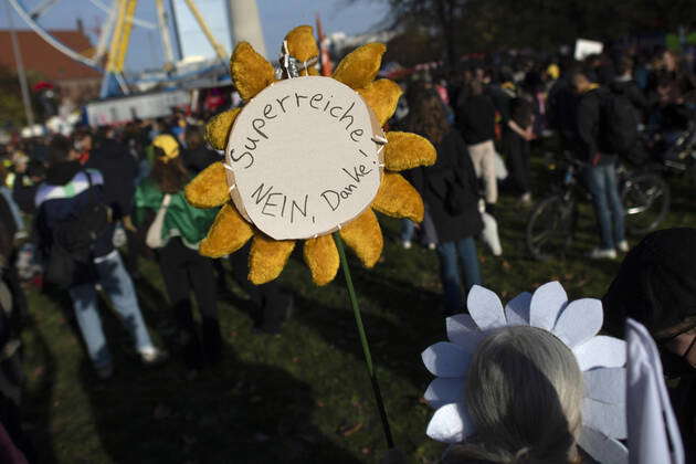 Umverteilen Demo Deu Deutschland Germany Berlin