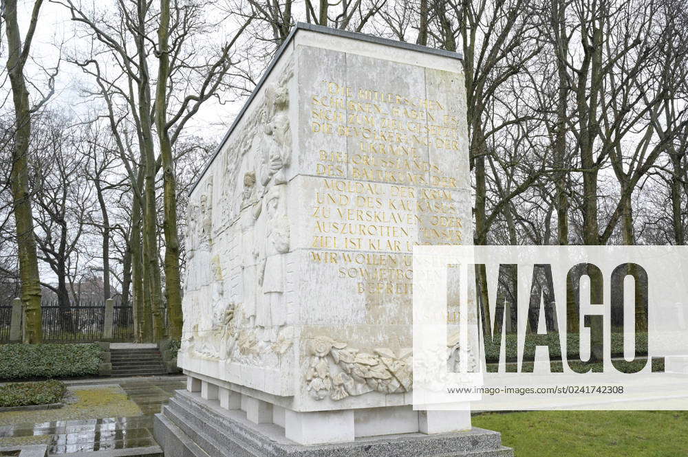 Deutschland Berlin Treptower Park Sowjetisches Ehrenmal Und