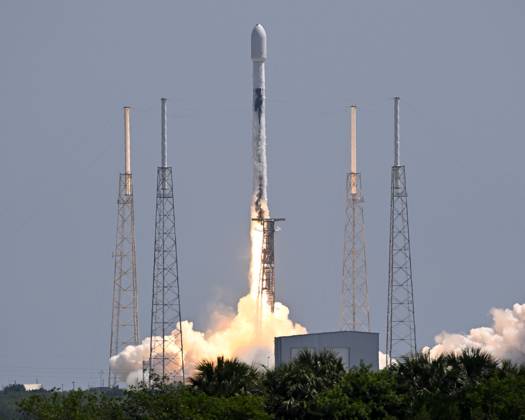 A SpaceX Falcon 9 Rocket Launches The Galaxy 37 Communications