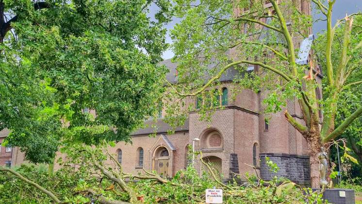 Starke Gewitter Ber Nordrhein Westfalen Schnell Aufziehendes Unwetter