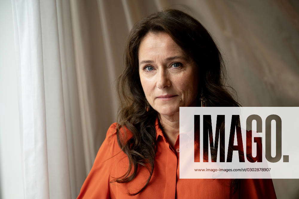 Danish Actor Sidse Babett Knudsen Pose For An Interview Prior To The