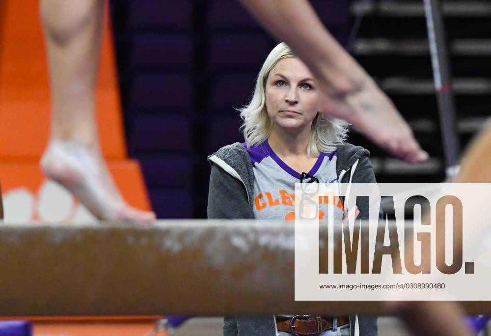 Syndication The Greenville News Clemson Head Coach Amy Smith Smiles At