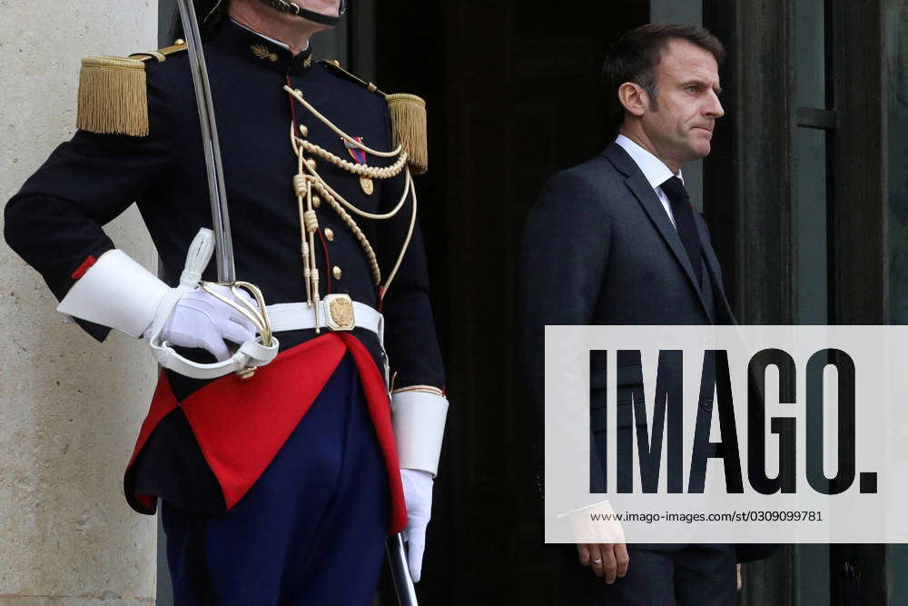 Le prÃ sident de la RÃ publique francaise Emmannuel Macron recoit le