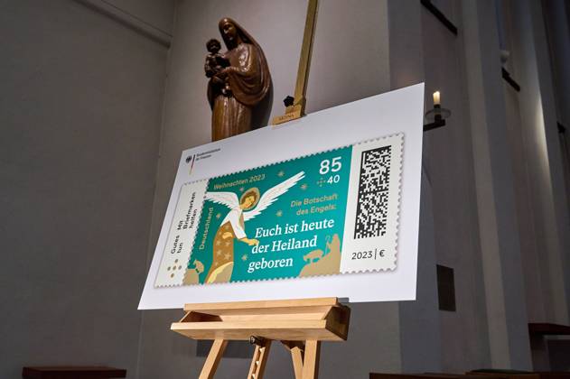 This Years Special Christmas Stamp Shows The Angel Proclaiming The