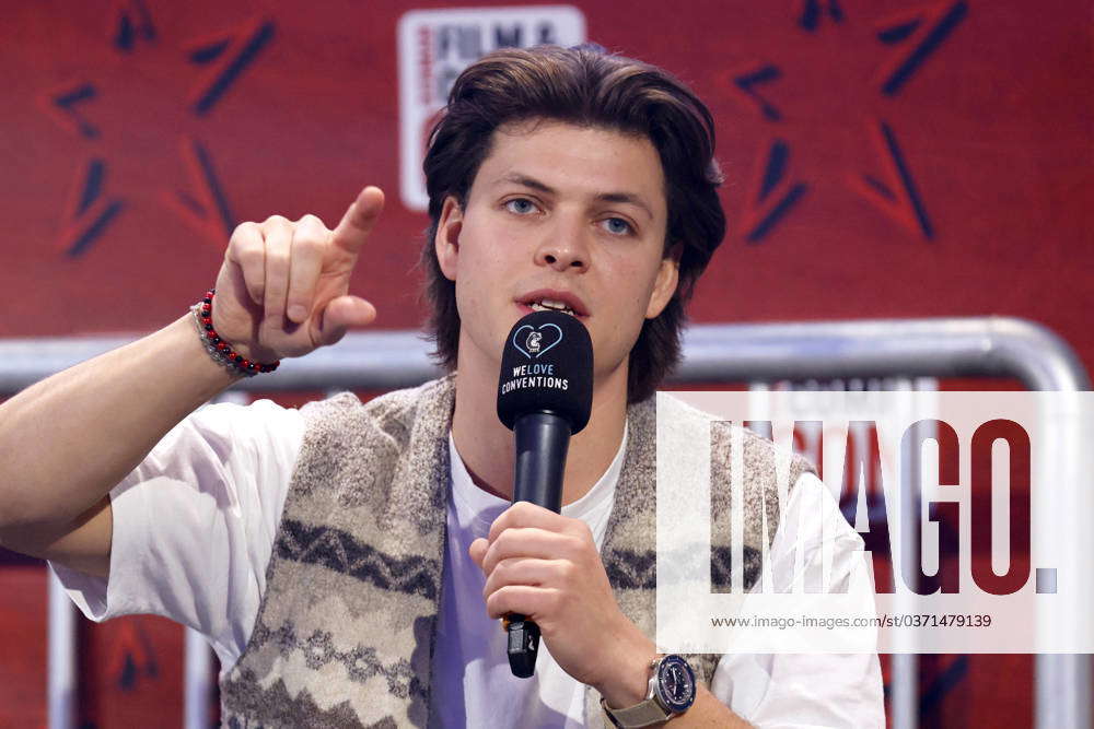 Actor Alex Hogh Andersen At The German Film And Comic Con Winter