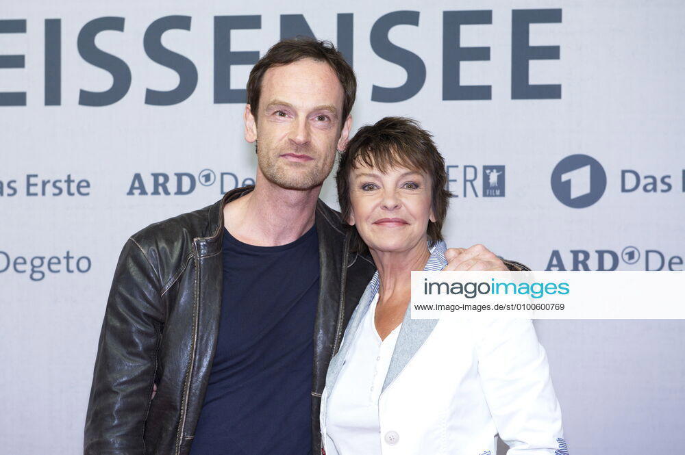 93 Jörg Hartmann, Katrin Sass, WEISSENSEE, red carpet for the premiere in the cinema in the Kulturbrauerei, on 02 09 2015 in Berlin, Germany, Berlin Germany, Germany