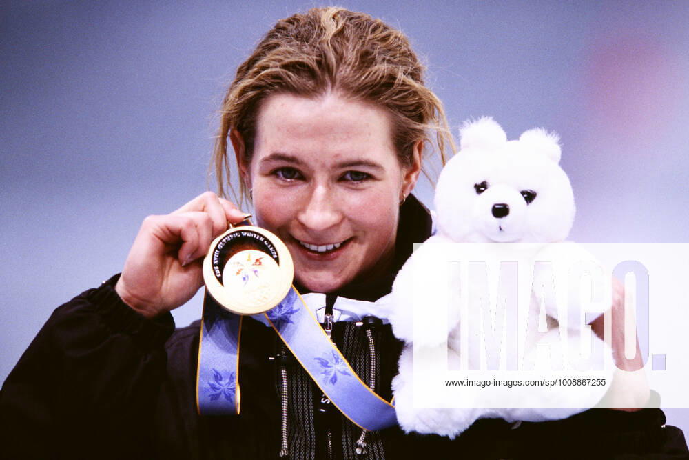 PECHSTEIN Claudia Team GER with Gold Medal Speed Skating Olympic Champion 5000m Women Olympic Winter Games 1998 in Nagano Japan from 07 22 02 1998 on 20 02 1998 in Nagano