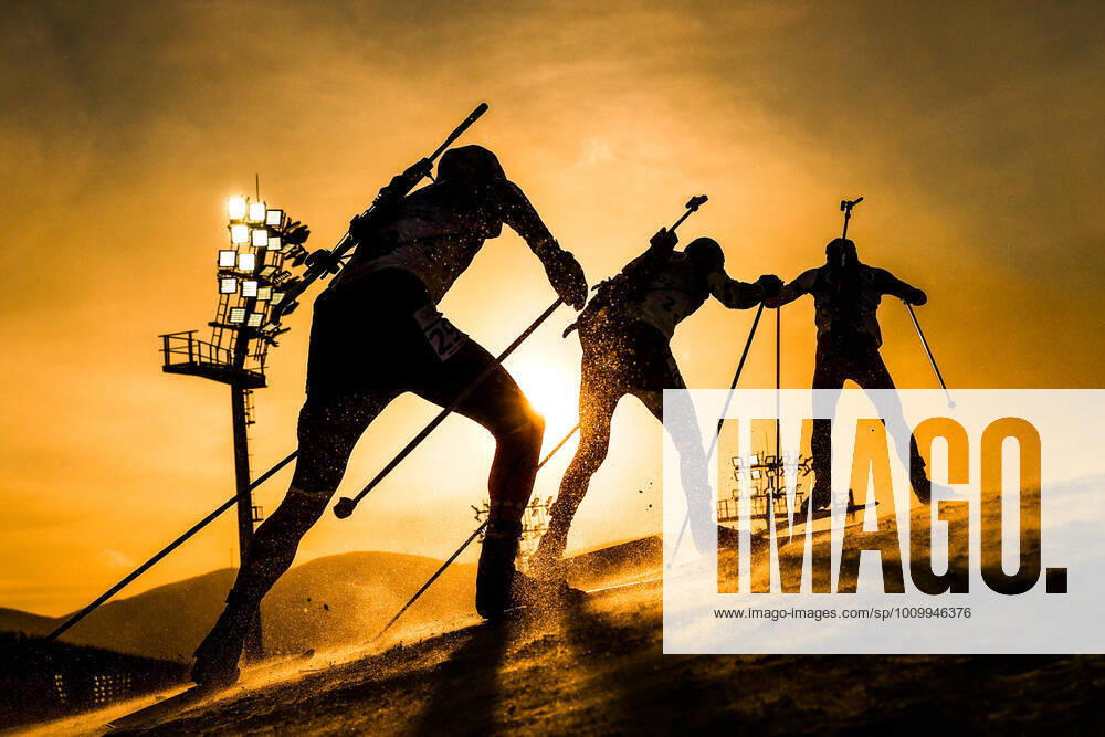 Biathletes compete in the men s 15km biathlon mass start race during the Beijing 2022 Winter Olympic Games, Olympische Spiele, Olympia, OS at the National Biathlon Centre. Sergei Bobylev TASS TS12405D