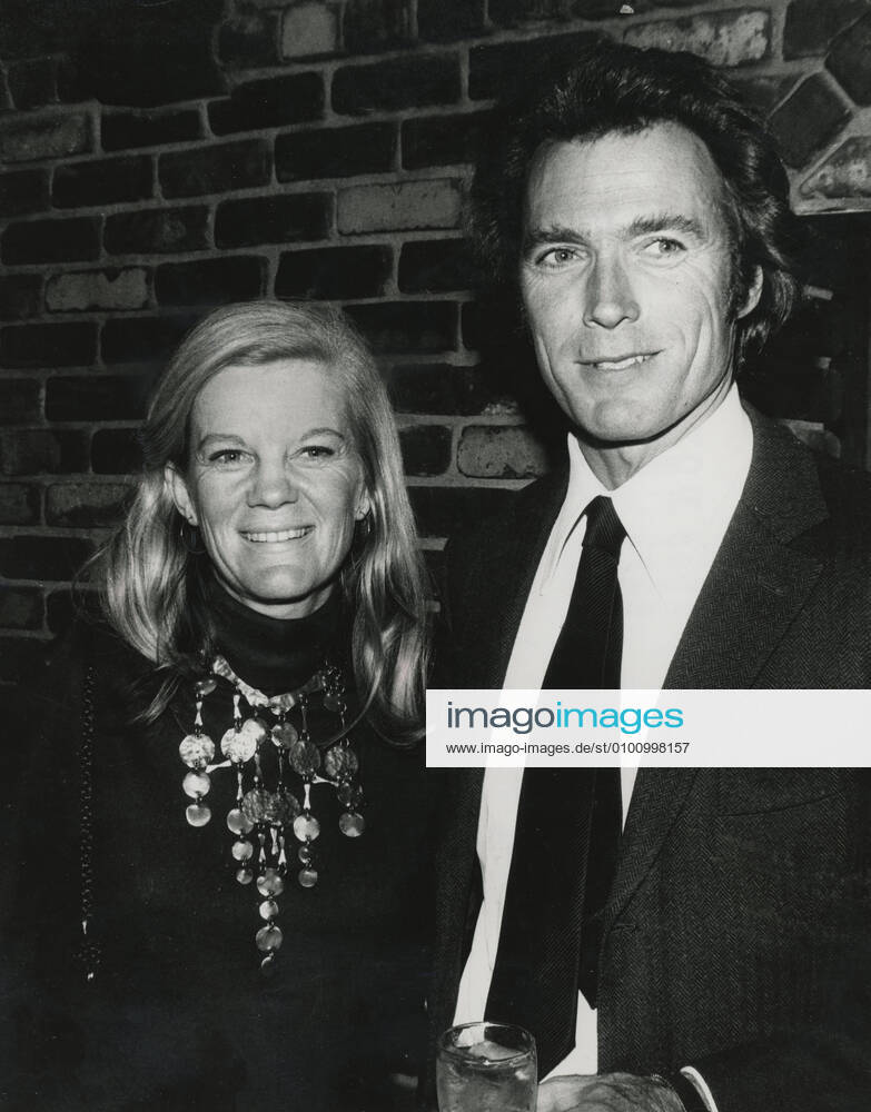 Clint Eastwood Los Angeles.CA.USA. LIBRARY. Clint Eastwood and Maggie Johnson (Maggie Eastwood) in the early 1970s. The couple were legally married 1953-1984. LMK30-SLIB190520PBOR-003