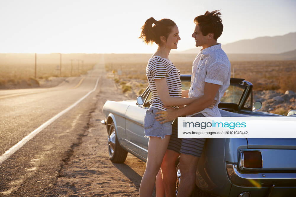 Loving,love couple,roadtrip mmq-wfq,model released, Symbolfoto