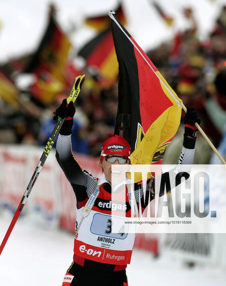 ANTERSELVA 20070211 Germany took the gold in the womens relay in the Biathlon World Championships in Anterselva, Italy on Sunday Photo Kati Wilhelm on the final stretch towards the finish line as gold medalist ANTERSELVA ITALY
