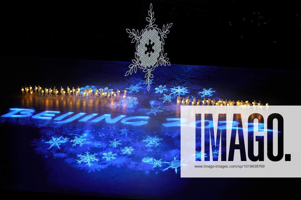 A group of children holding snowflake lanterns dance on ice at the Olympic Closing Ceremonies in National Stadium at the Beijing 2022 Winter Olympics on Sunday, February 20, 2022. POY2022S117 PaulxHanna