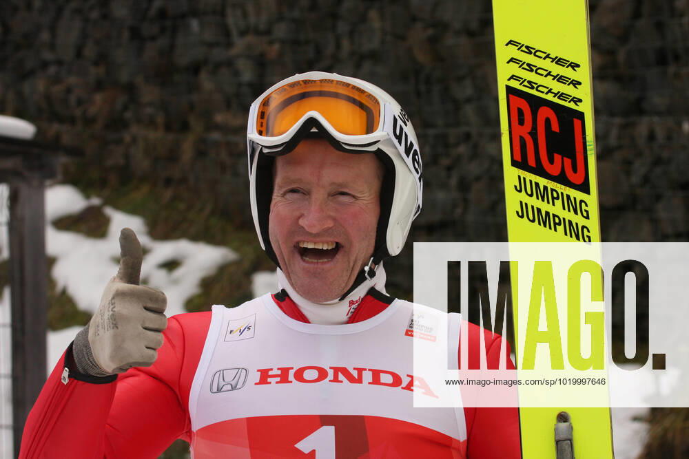 Oberstdorf, Germany 29 December 2013 International Four Hills Tournament, ski jumping, men, World Cup, Oberstdorf, opening jump, Schattenbergschanze, Audiarena Michael Edwards, Eddie the Eagle, Eddie Edwards GBR thumbs up, laugh, joy