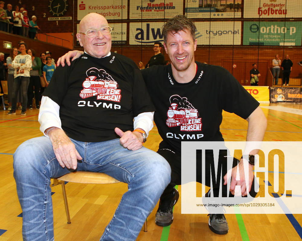 Germany, Bietigheim, Handball Bundesliga women, SG BBM Bietigheim vs HSG Bensheim Auerbach, f l Eberhard Bezner, BBM coach Markus Gaugisch