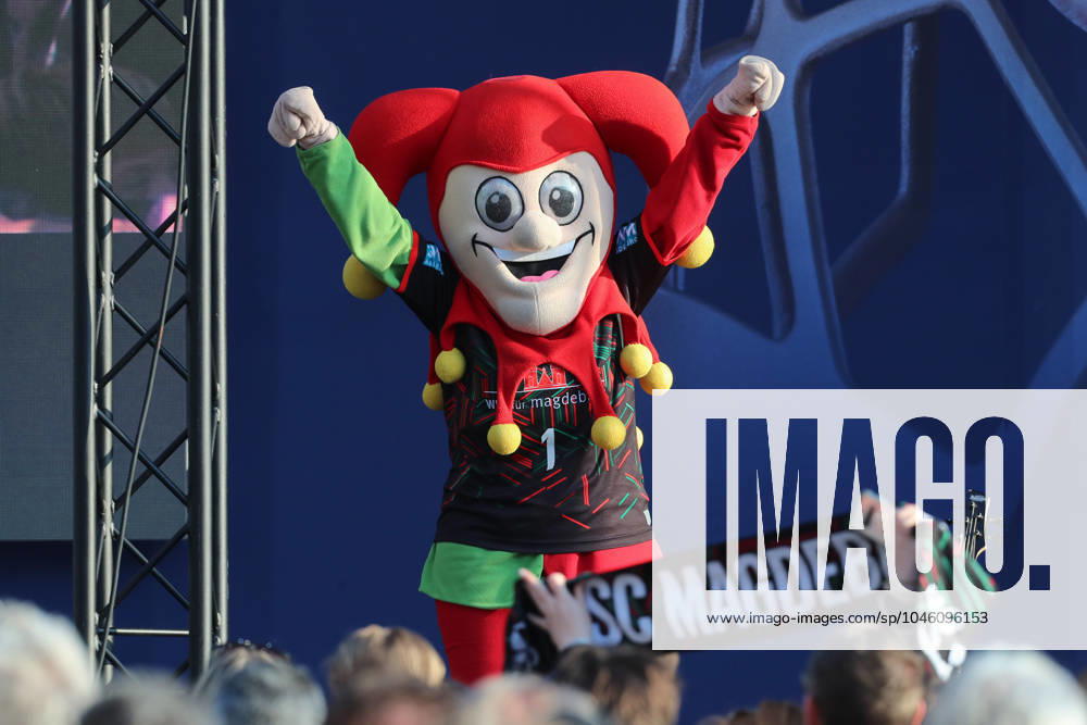 Handball, EHF Champions League, Opening Party v l SCM mascot Till Eulenspiegel Koeln