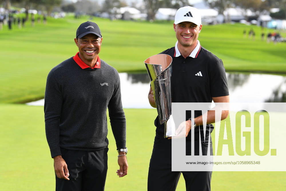 KW07 LA JOLLA, CA - FEBRUARY 16: Ludvig Aberg holds the trophy, next to Tiger Woods, after winning The Genesis Invitational 2025 at Torrey Pines Golf Course on February 16, 2025 in La Jolla, California. (Photo by Brian Rothmuller Icon Sportswire) GOLF: FEB 16 PGA, Golf Herren The Genesis Invitational Icon250216026