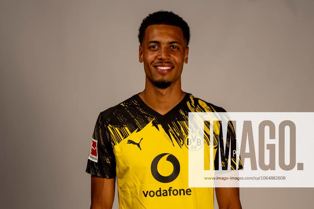 Borussia Dortmund 1 BL, portrait date 2025 2026 Borussia Dortmund 1 BL, portrait date 2025 2026 Felix Nmecha Borussia Dortmund 1 BL, portrait date 2025 2026 Photo Borussia Dortmund Hendrik Deckers via Revierfoto Dortmund Training ground Hohenbuschei North Rhine-Westphalia Germany Poolfoto Borussia Dortmund Hendrik Deck ,