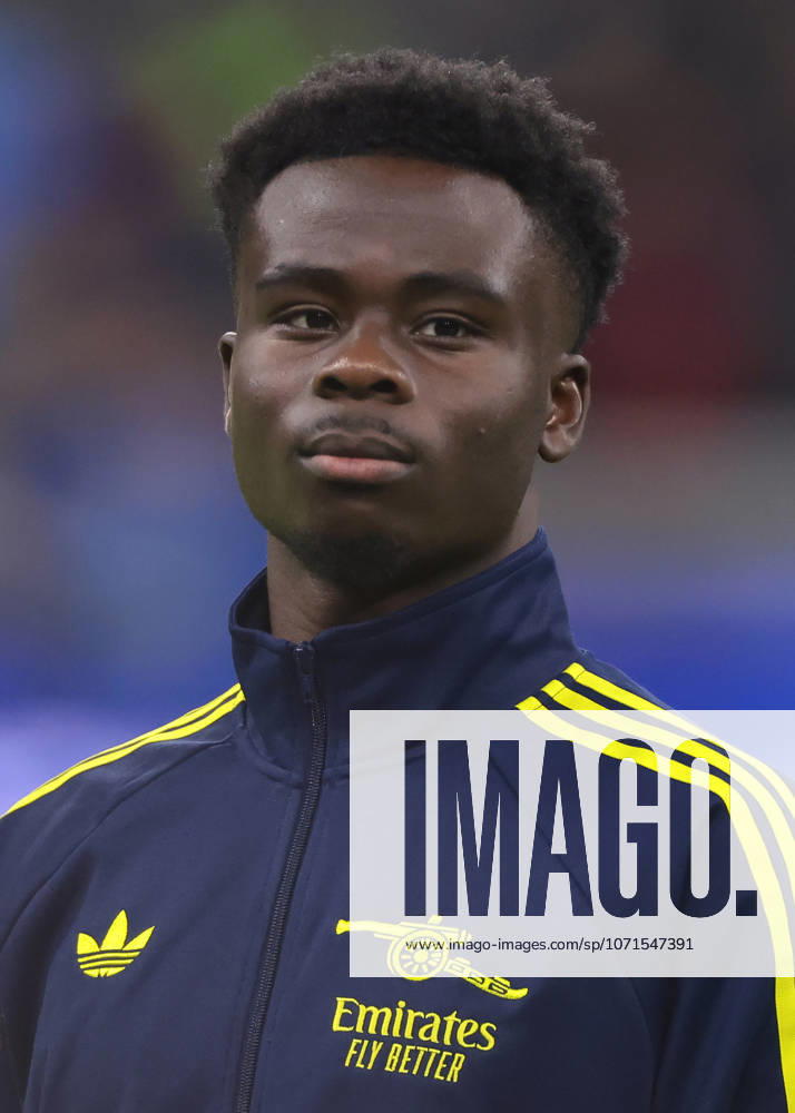 Milan, Italy, 20th January 2026. Bukayo Saka of Arsenal FC looks on during the line up prior to the Internazionale vs Arsenal UEFA Champions League match at Giuseppe Meazza, Milan. Picture credit should read: Jonathan Moscrop Sportimage . SPI_125_JM_INTER_ARSENAL_UCL SPI-4421-0125