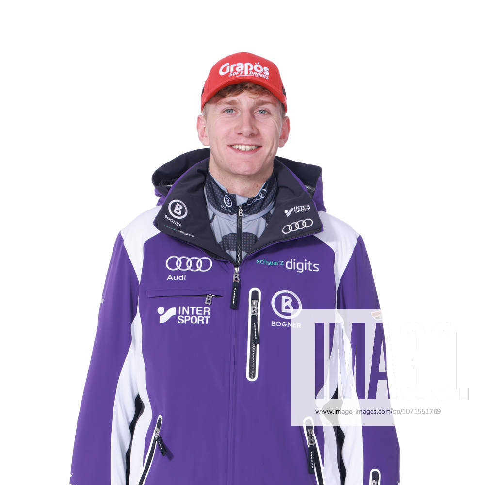Felix Rösle, DSV Deutscher Skiverband Porträttermin 2025 2026, Ski Alpin, Headshot, Headshots, Portrait, Shooting, Studio, Studioshooting, Vorstellung, Präsentation, Pressetermin, GER ATTENTION Royalty-free use with attribution This media material may be used freely for editorial purposes in broadcast, print, online, and radio Use for other purposes is prohibited ATTENTION Royalty-free use with attribution This media asset is free for editorial broadcast, print, online and radio use It is restricted for use for other purposes