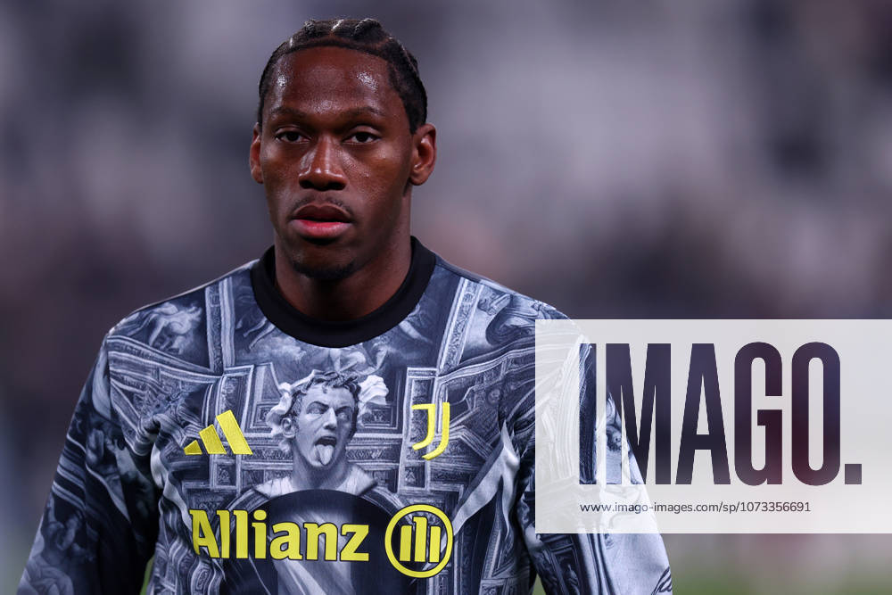 Juventus v Galatasaray A.S. - UEFA Champions League 2025 26 League Play-off second leg Jonathan David of Juventus Fc during warm up before the UEFA Champions League 2025 26 League Knockout Play-off Second Leg match between Juventus Fc and Galatasaray A.S. at Allianz Stadium on February 25, 2026 in Turin, Italy . Torino Allianz Stadium Italy