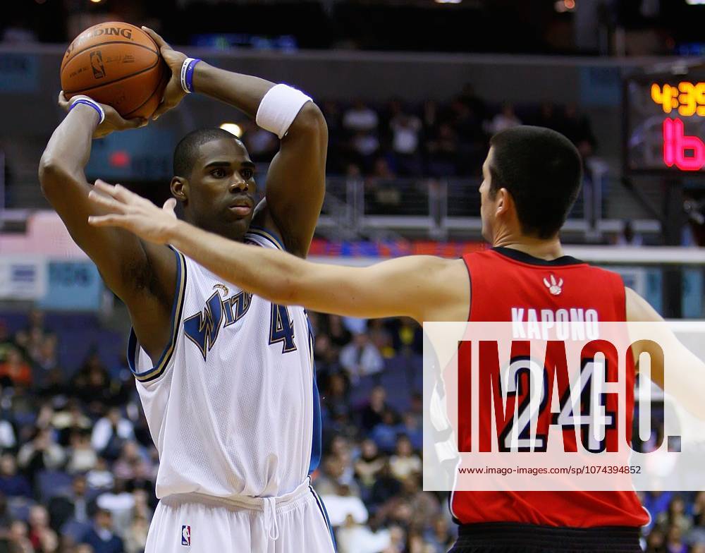 Jan. 7, 2009 - Washington Wizards Antawn Jamison (4) is guarded by Toronto Raptors Jason Kapono (24) during their game played at the Verizon Center in Washington, D.C., Wednesday night, January 7, 2009. Toronto defeated Washington 99-93. (Harry E. Walker MCT)